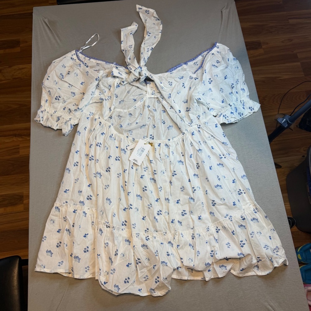 Simply Southern Floral Sweetheart Mini Dress White Blue Cotton Large NWT fairy - Picture 2 of 4